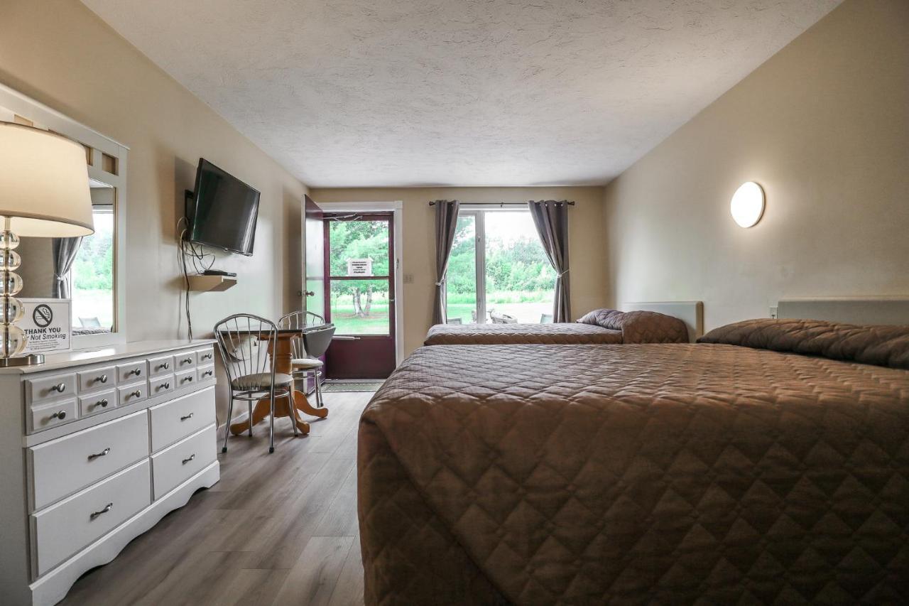 Atlantic Motel Berry Mills Kültér fotó